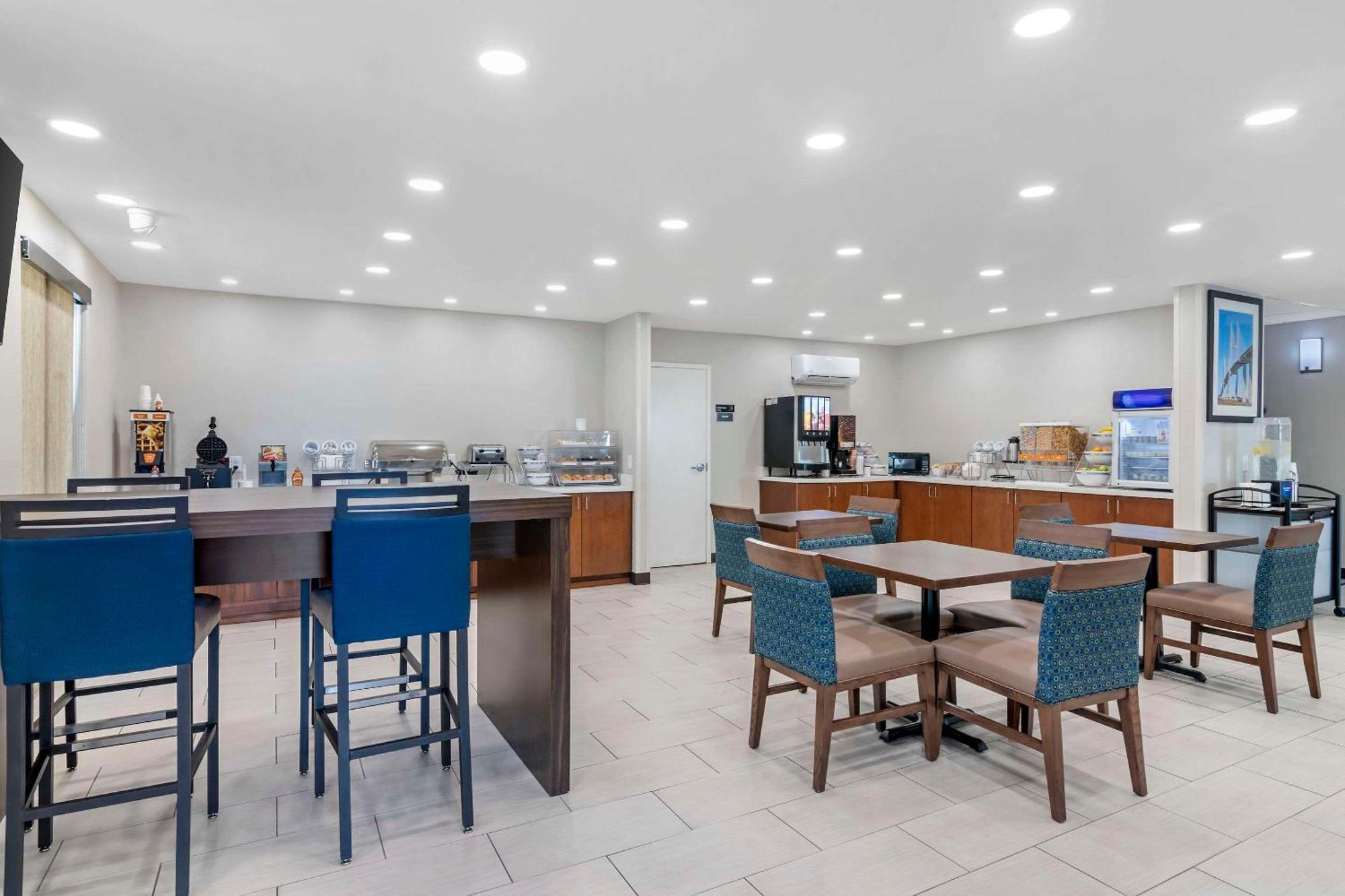 Comfort Inn & Suites Brunswick Dış mekan fotoğraf