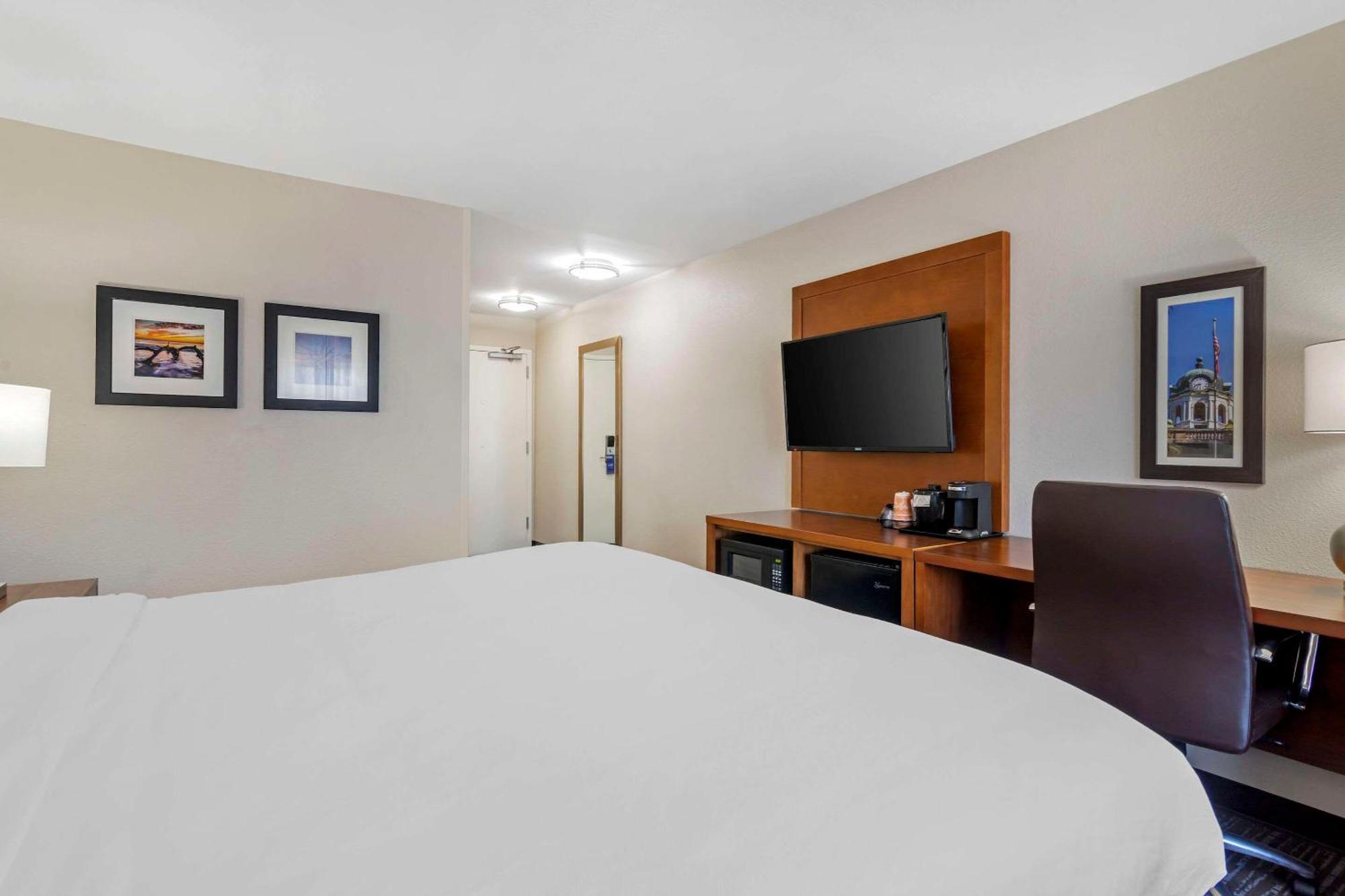 Comfort Inn & Suites Brunswick Dış mekan fotoğraf